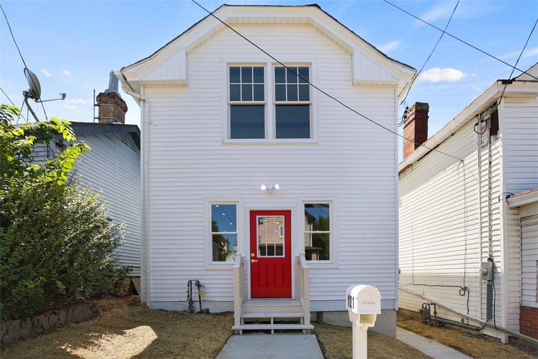 121 Newett St — photo 1