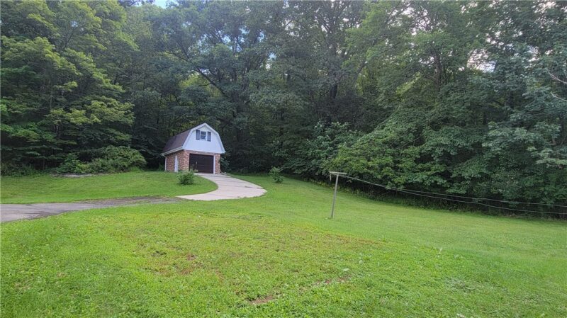 248 Boyd Drive — photo 6