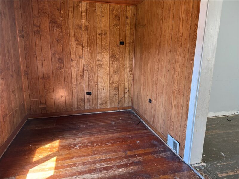 433 Euclid Ave — photo 3