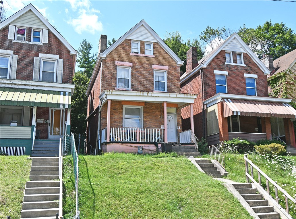306 Moore Ave — photo 1