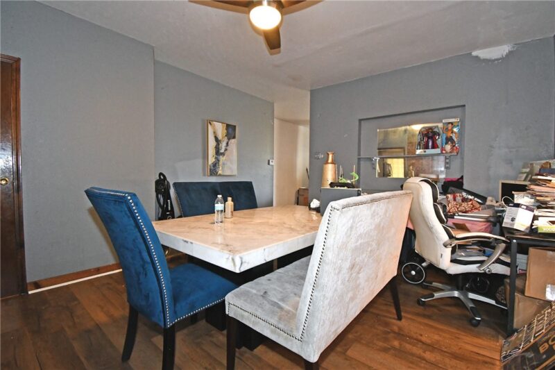 306 Moore Ave — photo 6