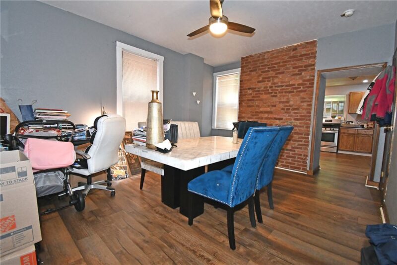 306 Moore Ave — photo 8