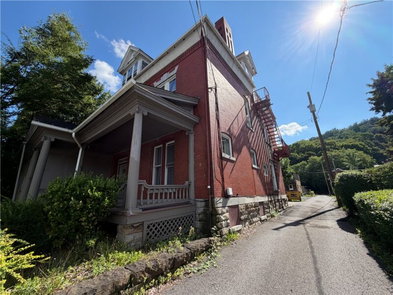 616 Napoleon Street — photo 3