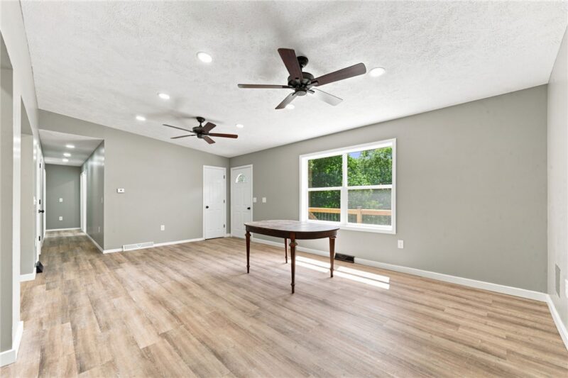358 Kaylor Frogtown Rd — photo 4