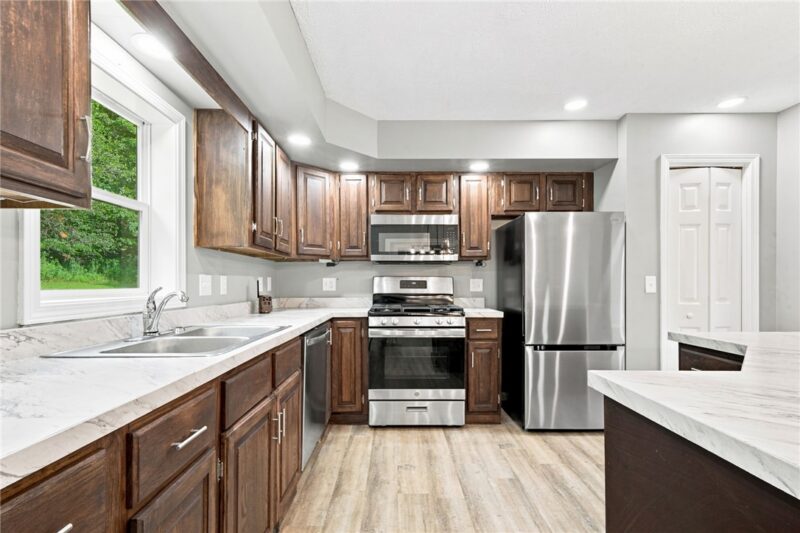 358 Kaylor Frogtown Rd — photo 5