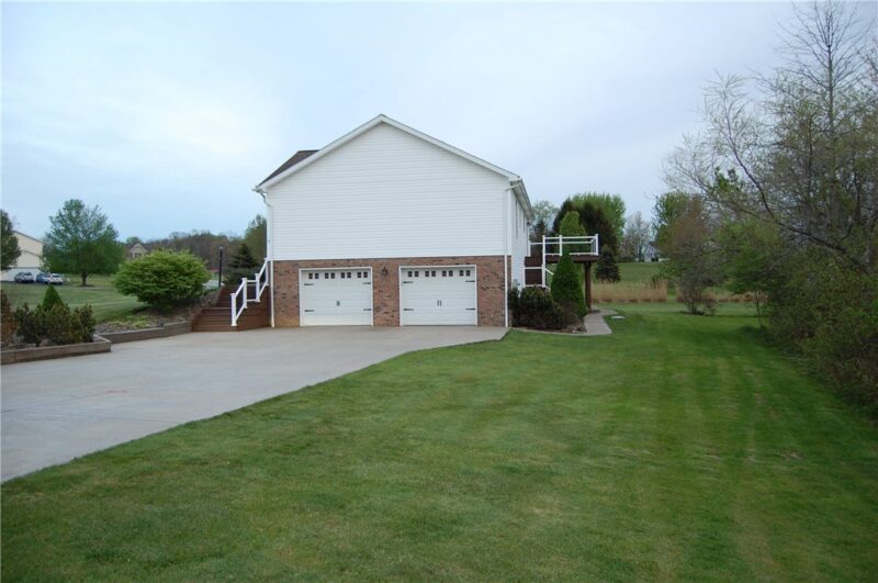 5 Blackberry Ln — photo 2
