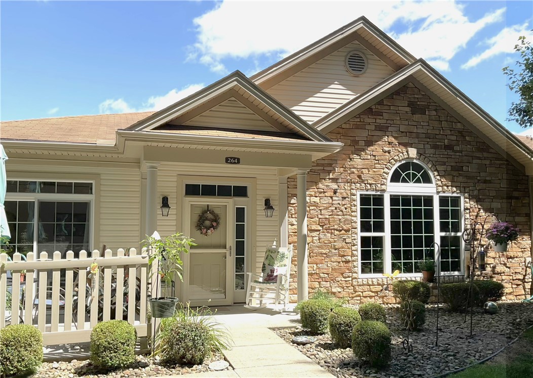 264 Stonegate Blvd — photo 1