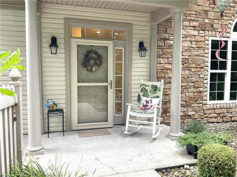 264 Stonegate Blvd — photo 5