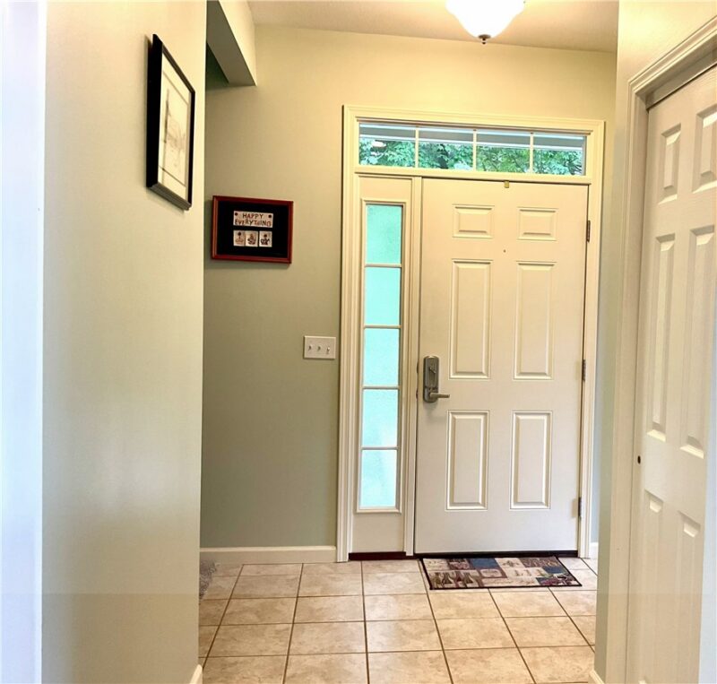 264 Stonegate Blvd — photo 7
