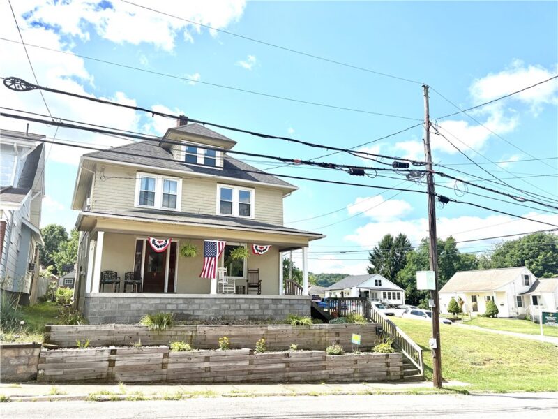 745 Todd Avenue — photo 2