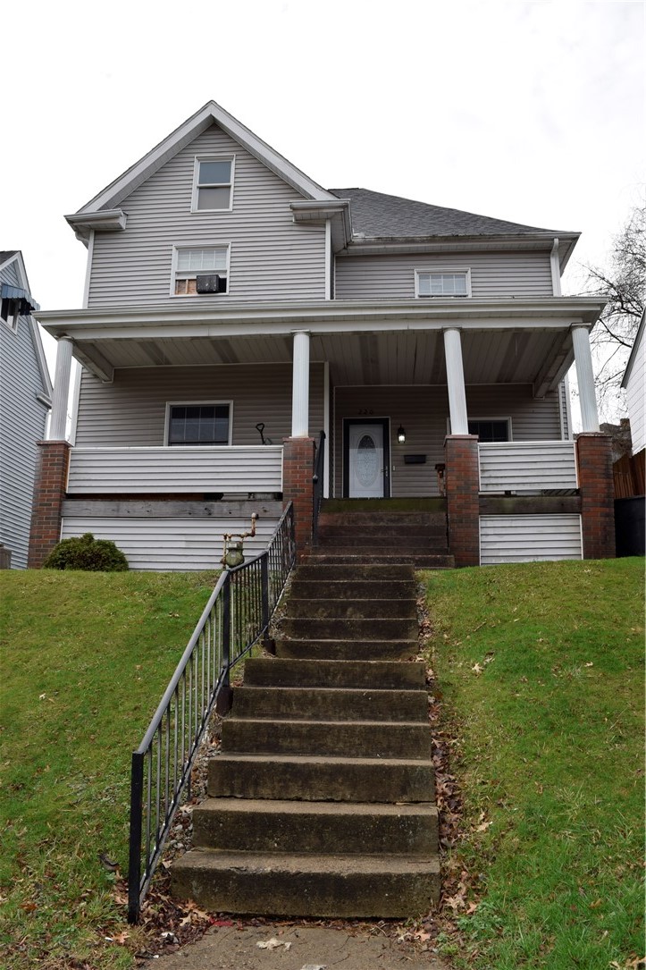 220 Mckee Ave — photo 1