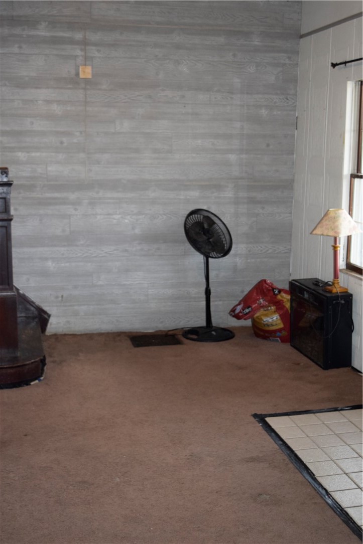 220 Mckee Ave — photo 2