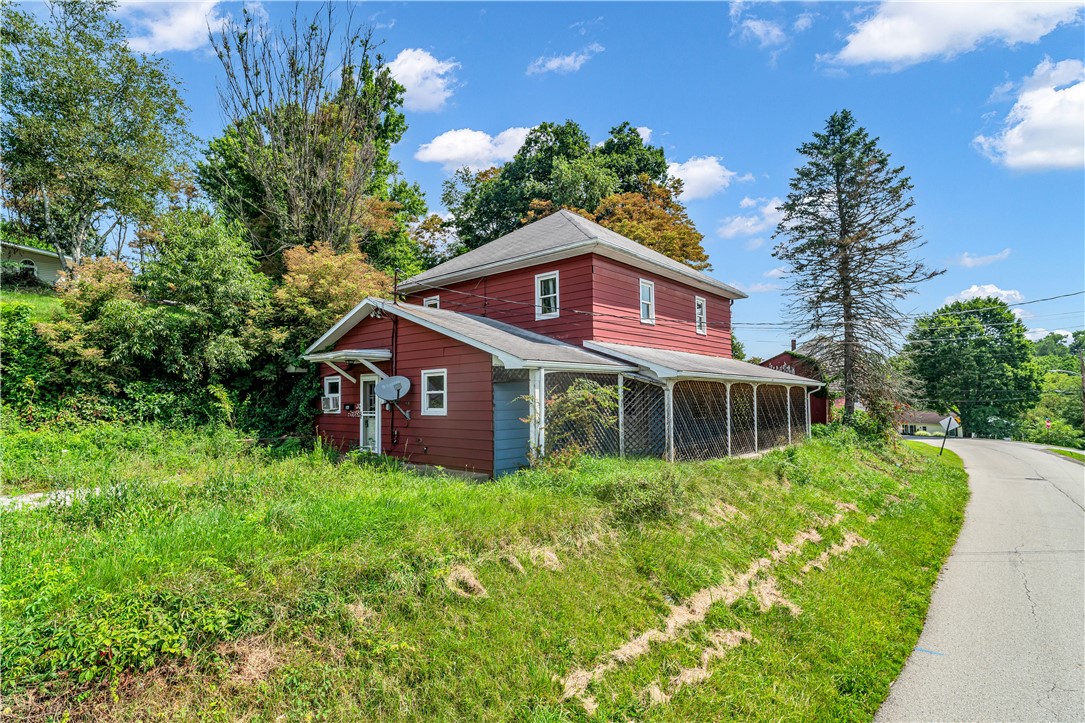 180 Cody Road — photo 1