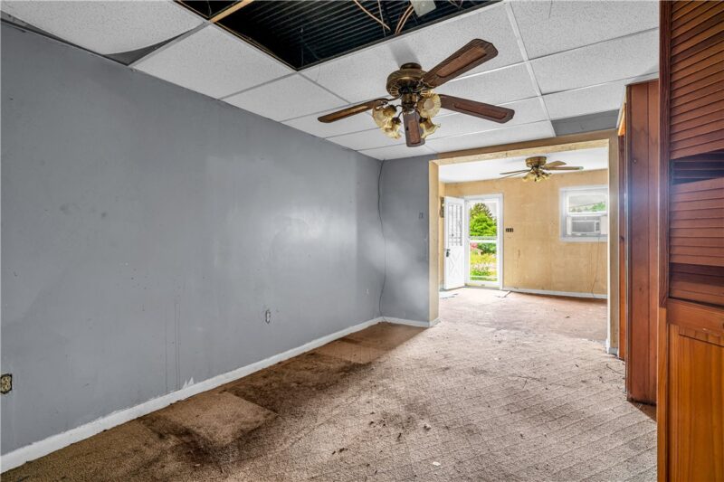 180 Cody Road — photo 8