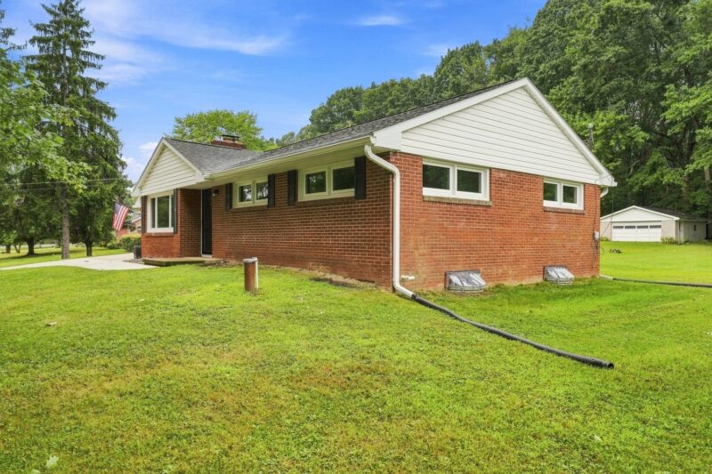 3115 Shadow Dr. DRIVE — photo 6