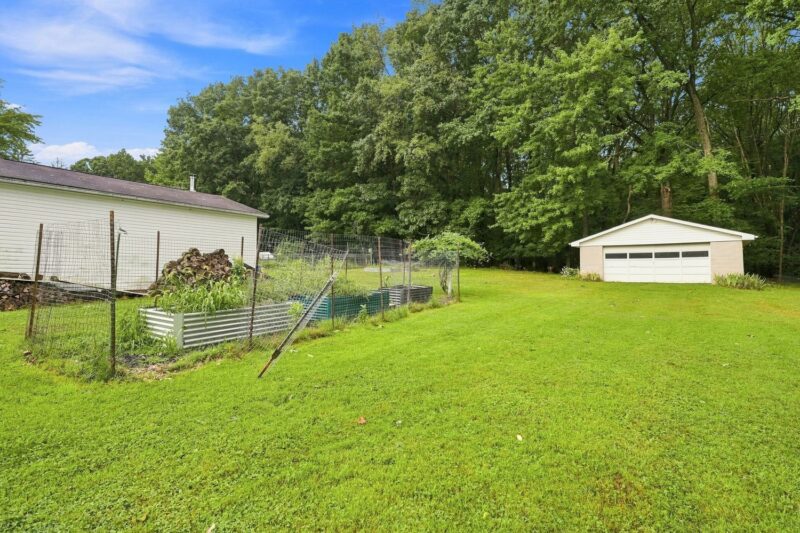 3115 Shadow Dr. DRIVE — photo 8