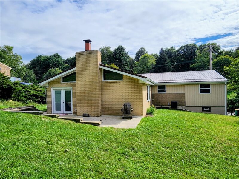 3175 HARTS RUN — photo 2