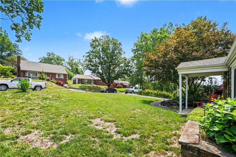 1242 Arrowood Dr — photo 6
