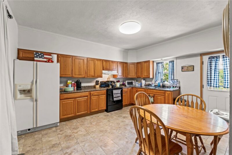 259 Cherry Ave — photo 6