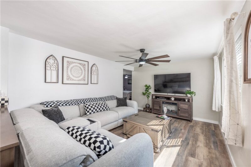 135 Winifred Dr — photo 6