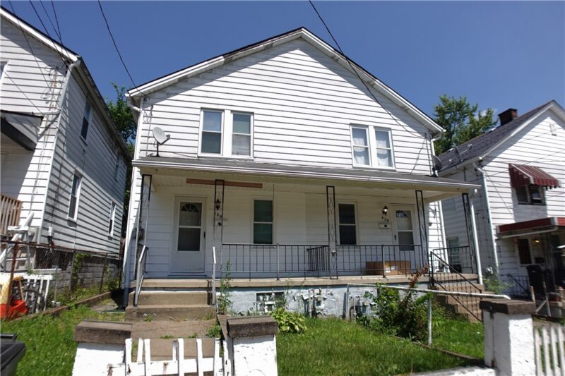 420/422 Sarah St — photo 2