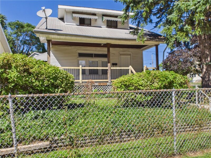 204 Goodrich St — photo 2