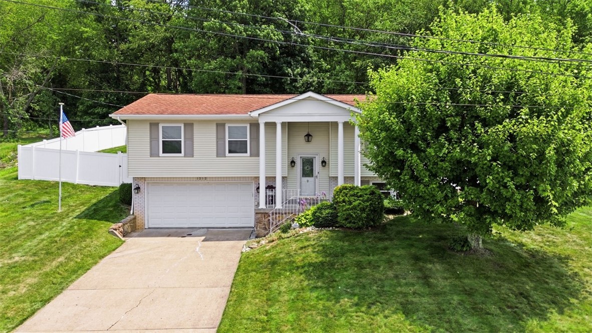 1212 Royal Drive — photo 1