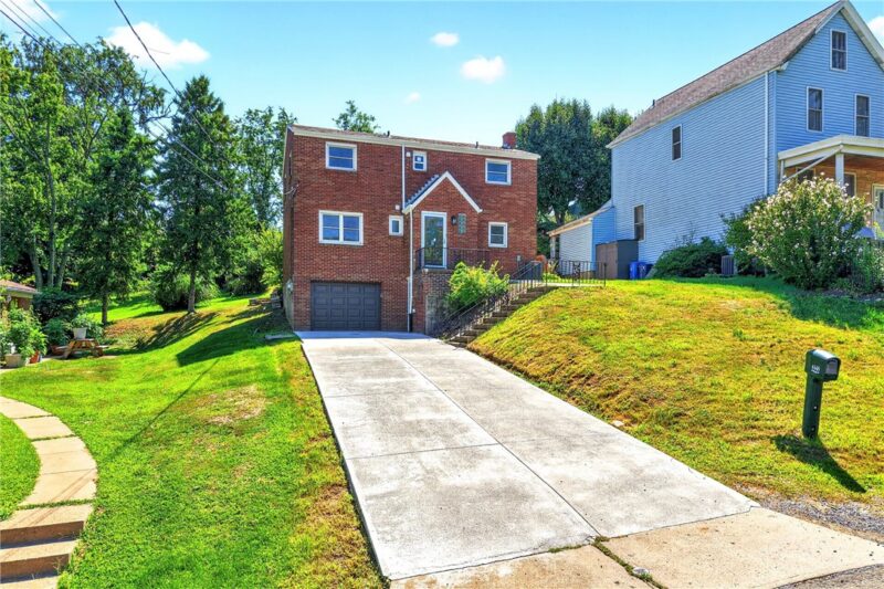 4448 Valley View St — photo 2