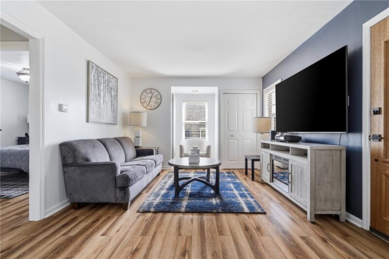 3829 Inland Ave — photo 8