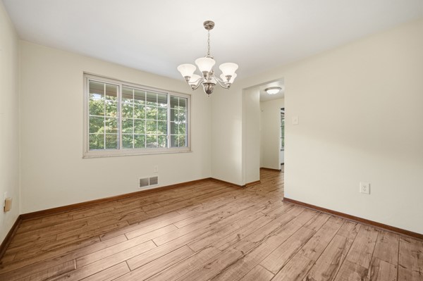 439 Manor Rd — photo 7
