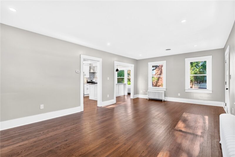 611 W Ingomar Rd — photo 8