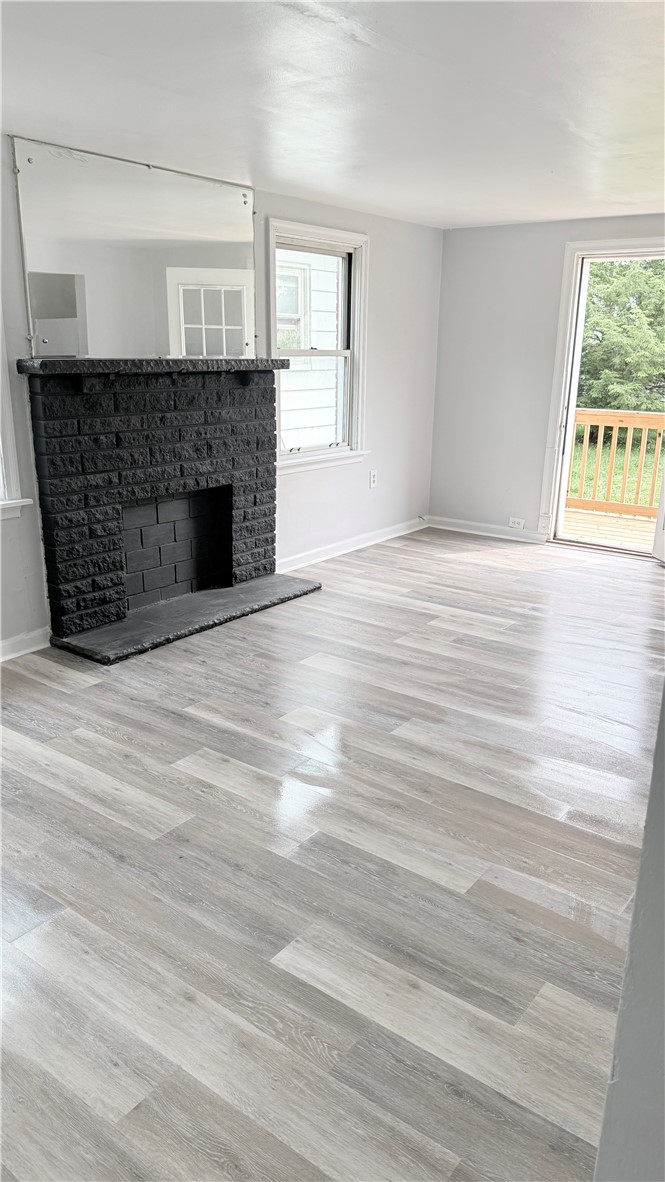 2310 Delaware Ave — photo 4