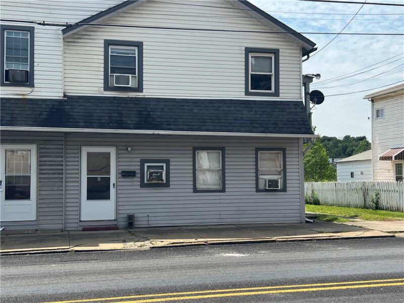 2518 Walnut St — photo 2