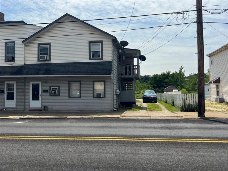 2518 Walnut St — photo 3