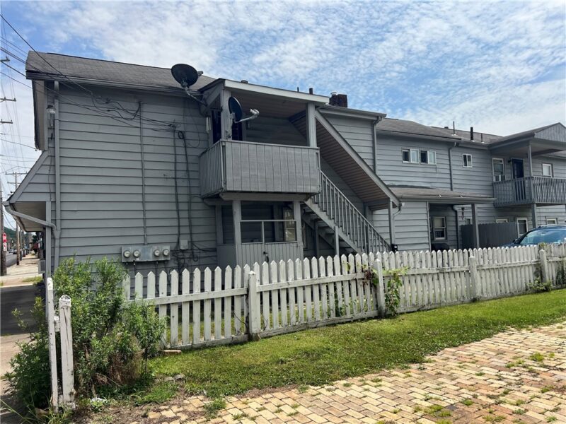 2518 Walnut St — photo 5