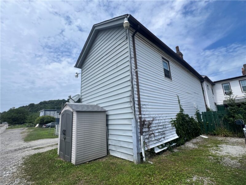 2518 Walnut St — photo 8