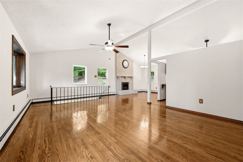 678 Smith Lane — photo 8
