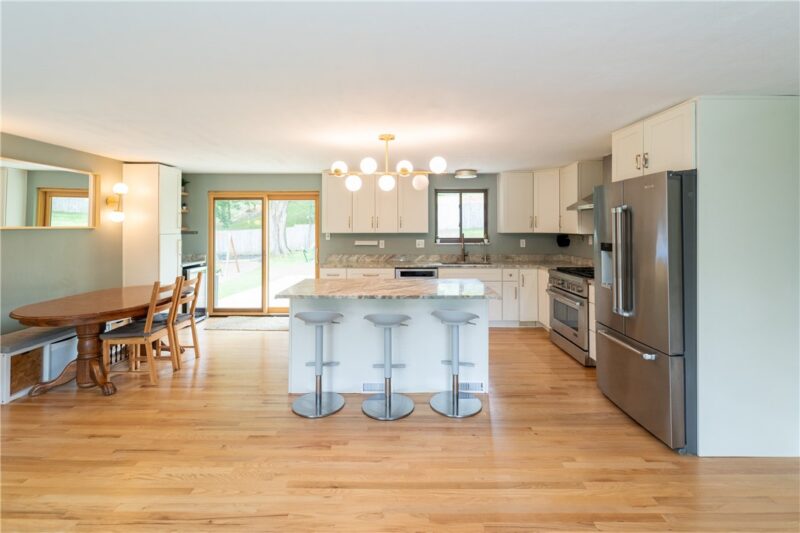 615 Greenspring Dr — photo 7