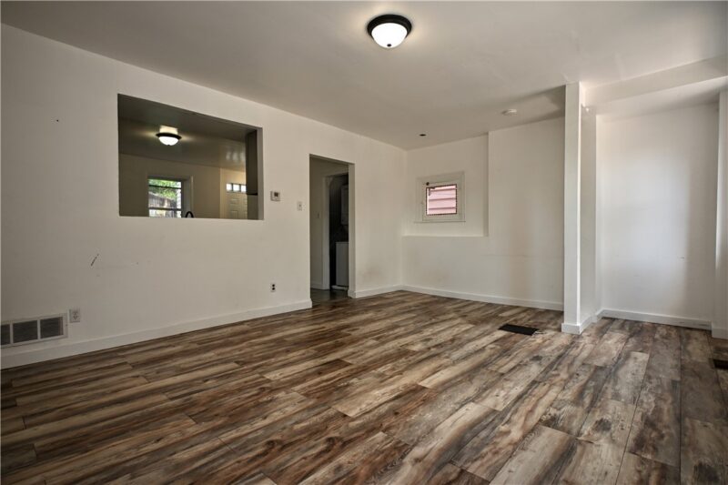 1136 High St — photo 5