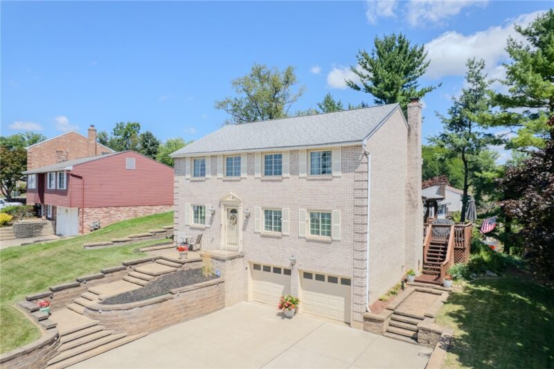 100 Textor Dr — photo 3