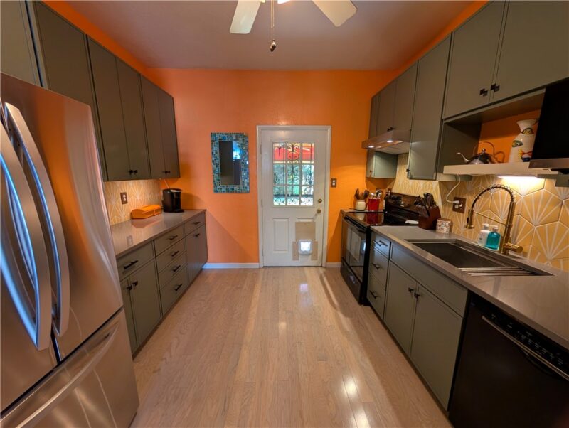 18 S 13th St — photo 7