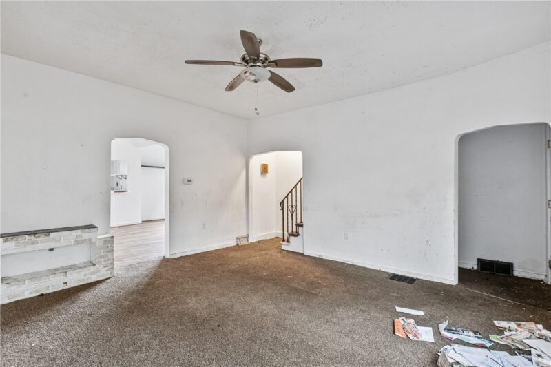 2112 Arlington Ave — photo 4