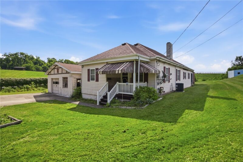 514 Rostraver Rd — photo 3