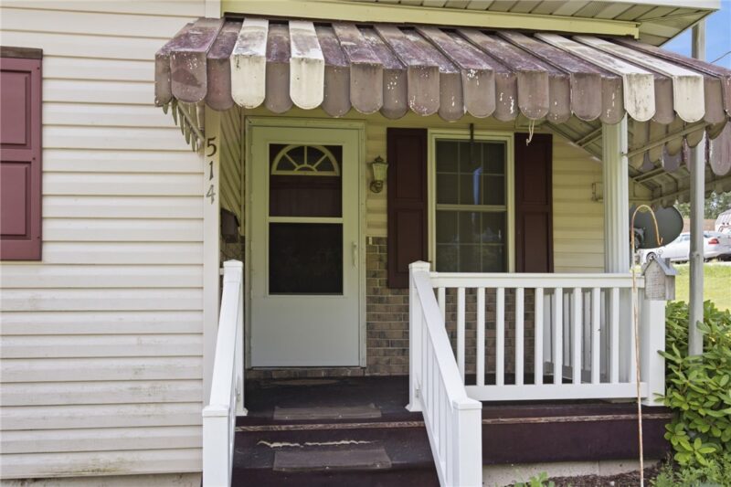 514 Rostraver Rd — photo 5