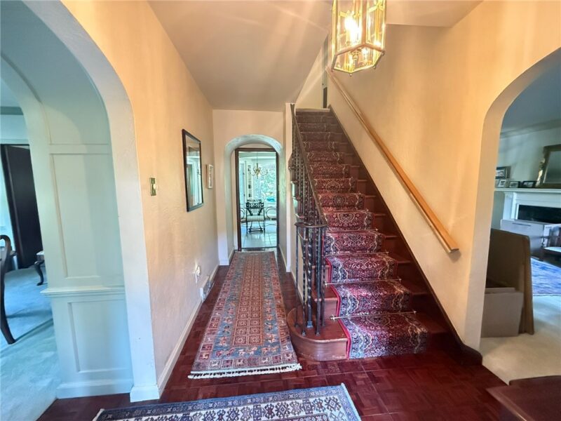 1080 Woodberry Rd — photo 7
