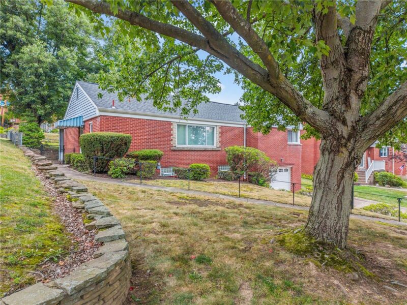 4366 E Brightview Ave — photo 3
