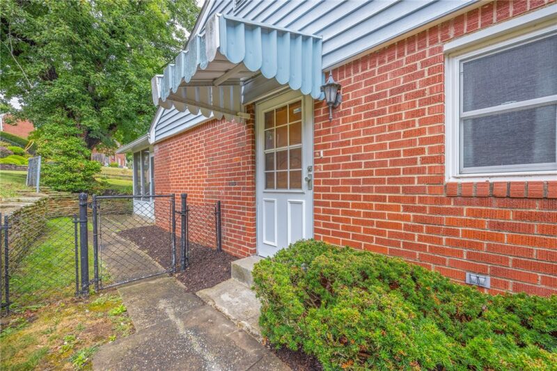 4366 E Brightview Ave — photo 4