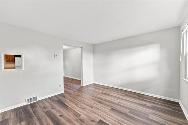 9218 Florida Ave — photo 3