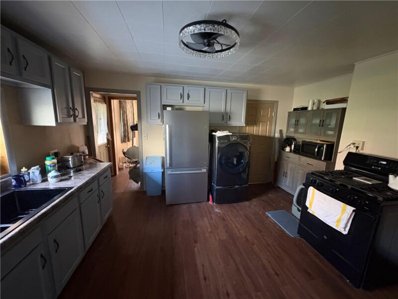 1523 Wolpert Way — photo 6