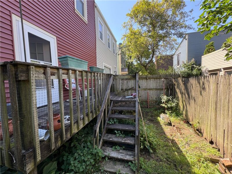 1523 Wolpert Way — photo 7